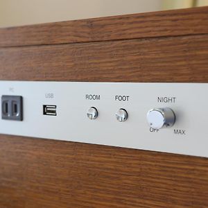 Single Room Smoking